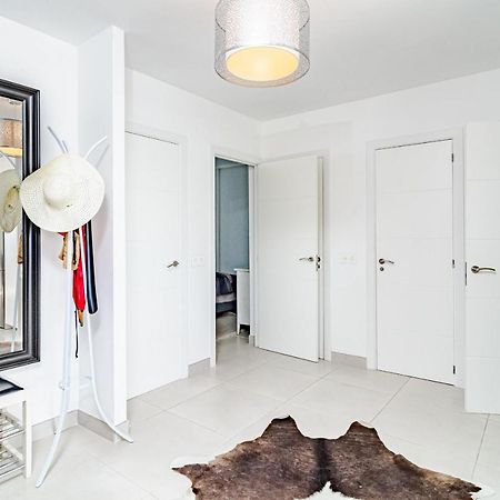 Cp - Modern Beachside Apartment In Estepona Buitenkant foto