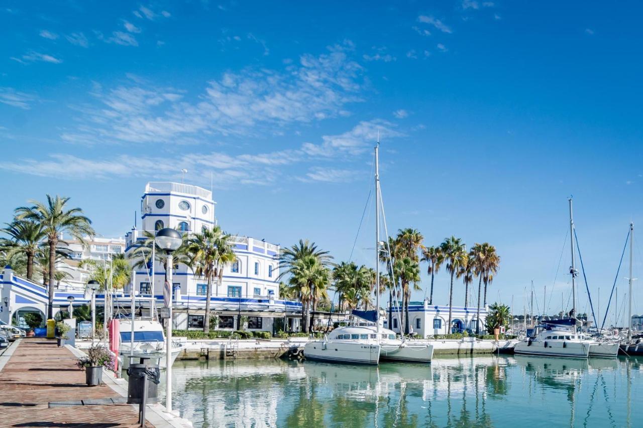 Cp - Modern Beachside Apartment In Estepona Buitenkant foto