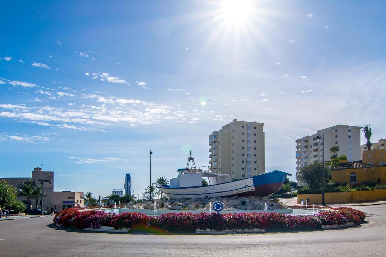 Cp - Modern Beachside Apartment In Estepona Buitenkant foto