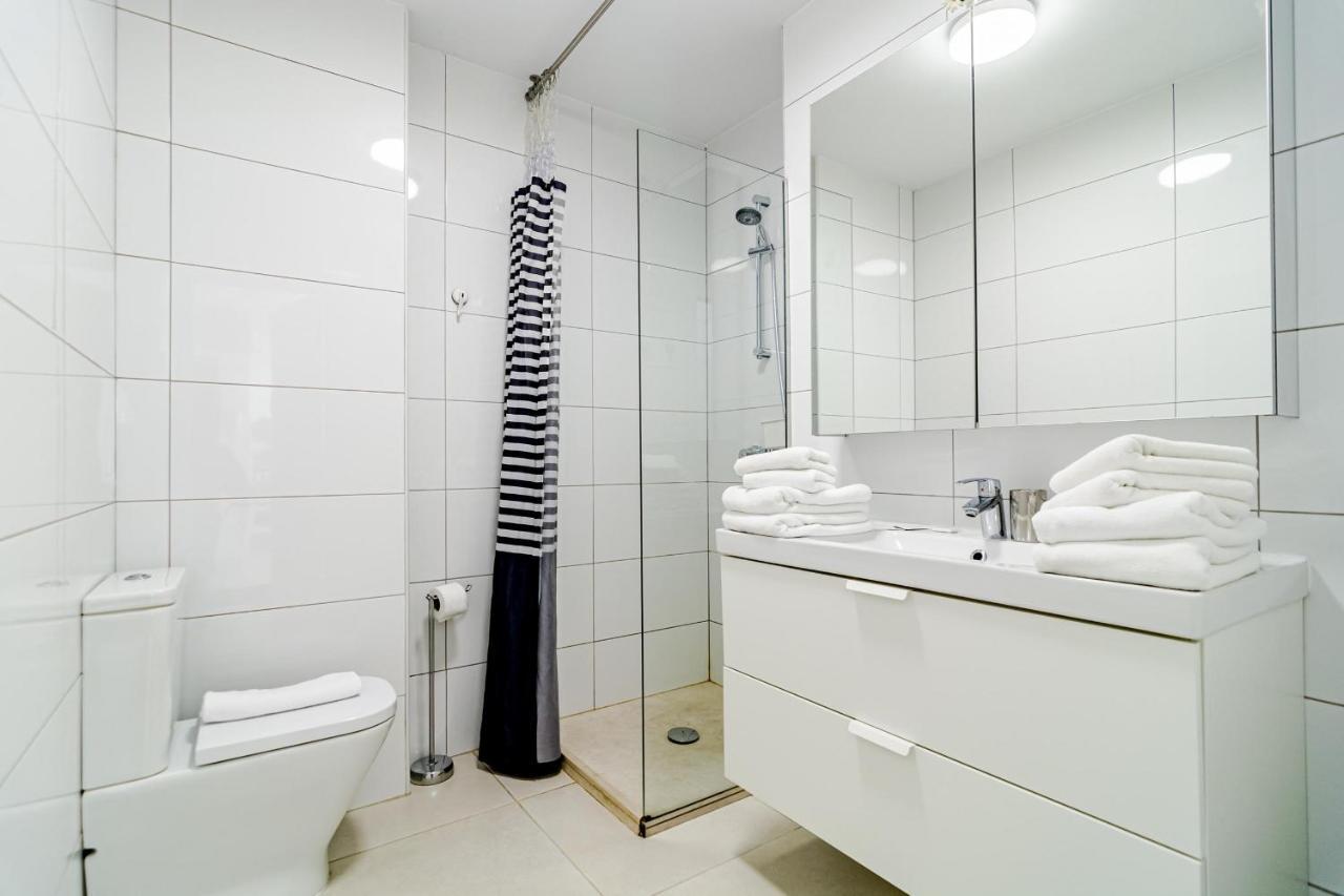 Cp - Modern Beachside Apartment In Estepona Buitenkant foto